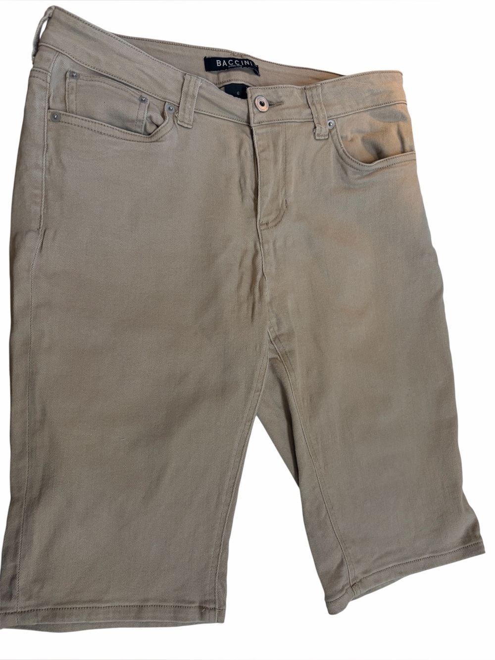 BACCINI khaki Bermuda shorts size 6…5 pockets EUC